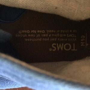 Unisex Toms high tops